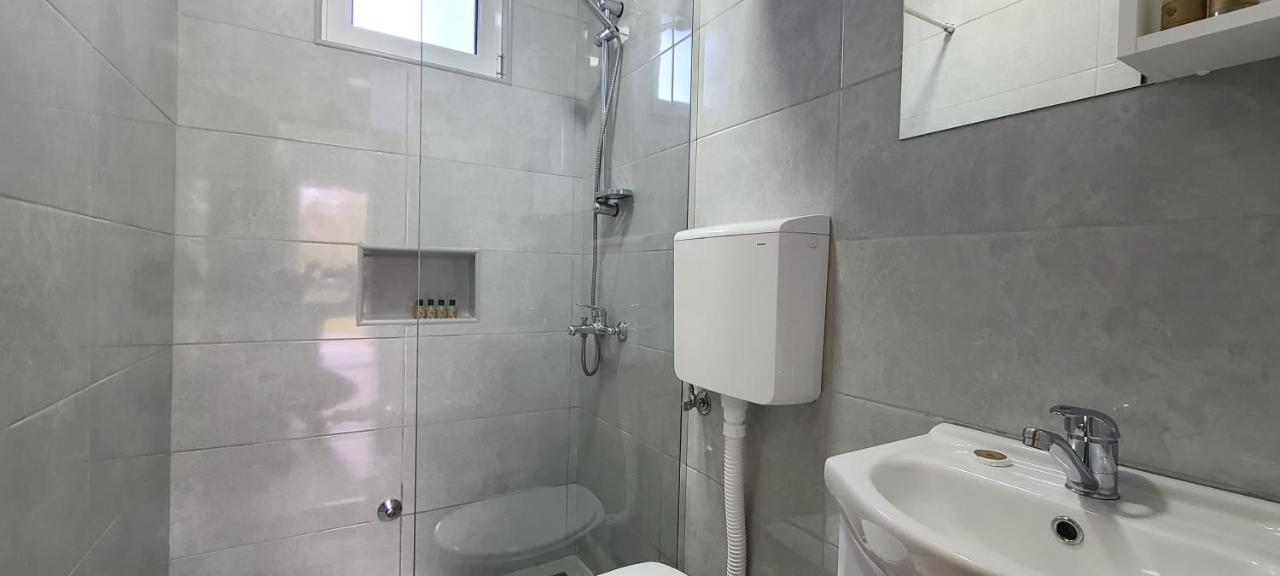 Riviera Inn Apartments Ülgün Dış mekan fotoğraf