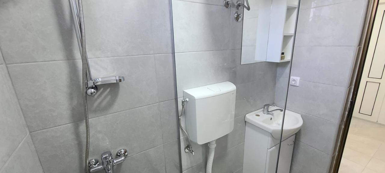 Riviera Inn Apartments Ülgün Dış mekan fotoğraf