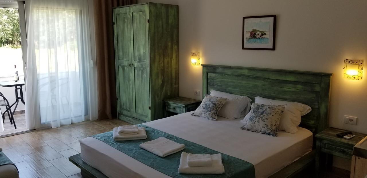 Riviera Inn Apartments Ülgün Dış mekan fotoğraf