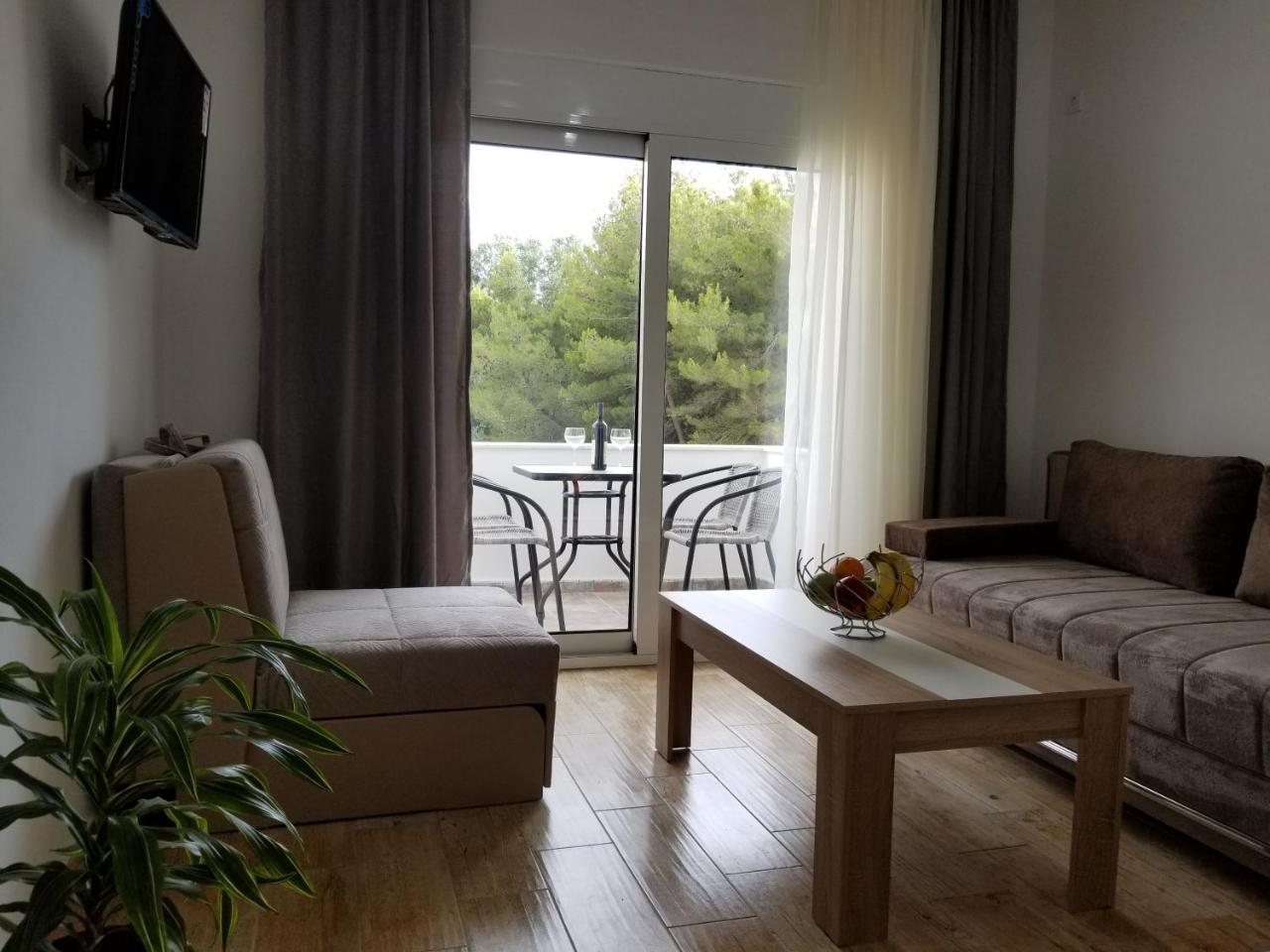 Riviera Inn Apartments Ülgün Dış mekan fotoğraf